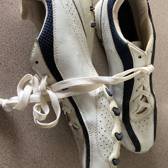 Champion running shoes - Picture 2 of 2